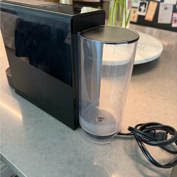 Nespresso x Breville - Essenza Mini Black Espresso Coffee Machine - Picture 7 of 11